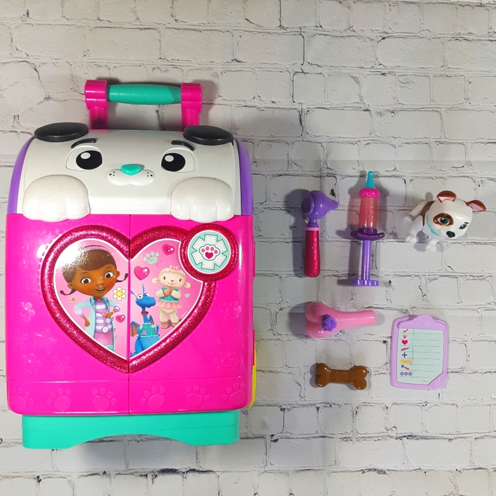 Disney Doc McStuffins Pet Rescue Mobile EUC